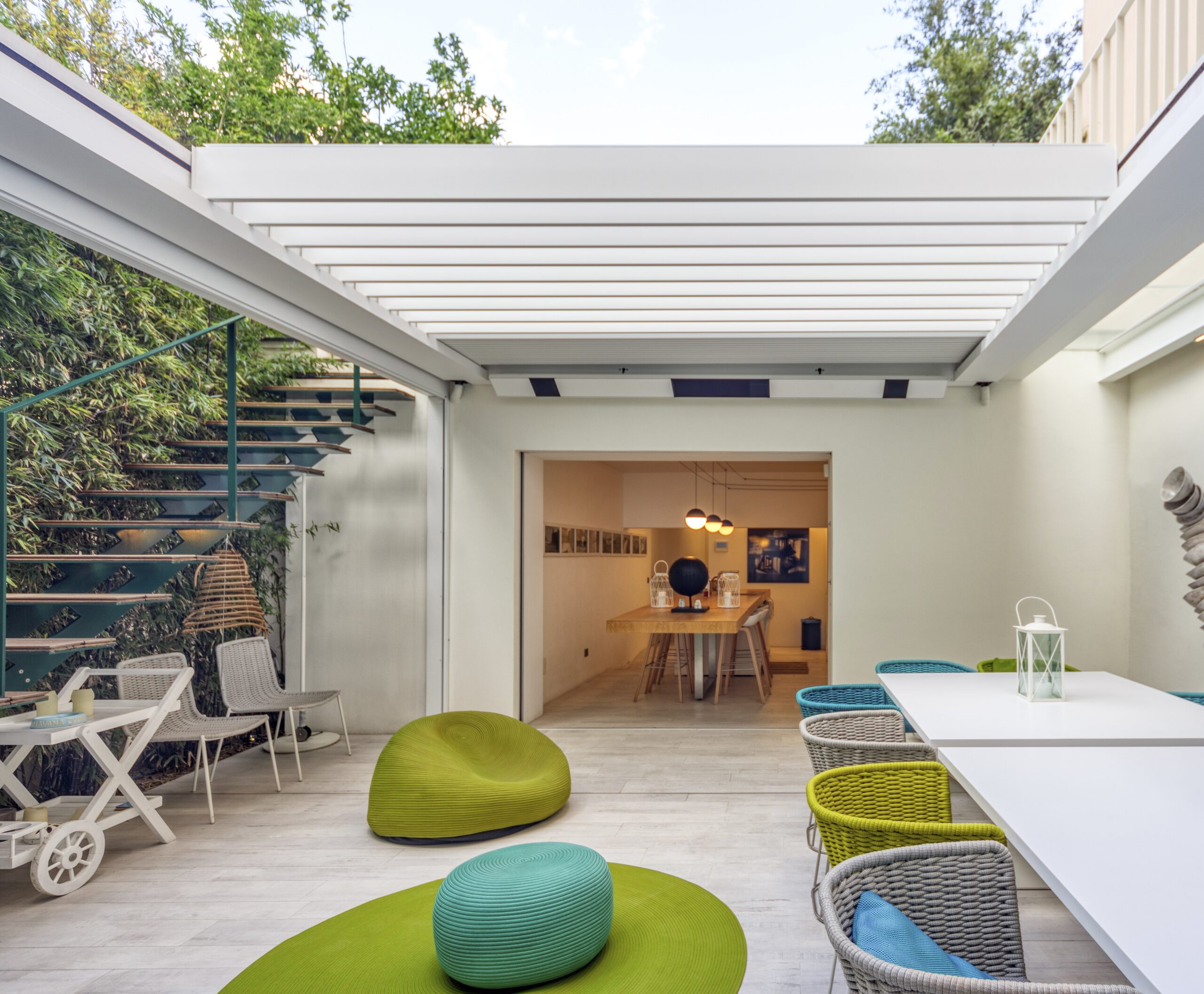 private_residence_italy_aero_skye_16